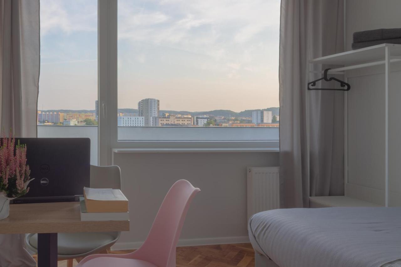 Initium Rooms - Pokoje Na Wynajem - Obroncow Wybrzeza 4D Gdansk Exterior photo